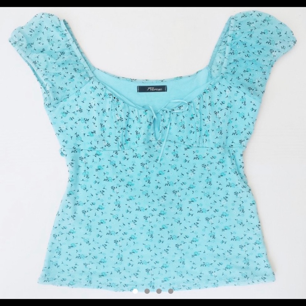 Iso of this Jane Norman top !